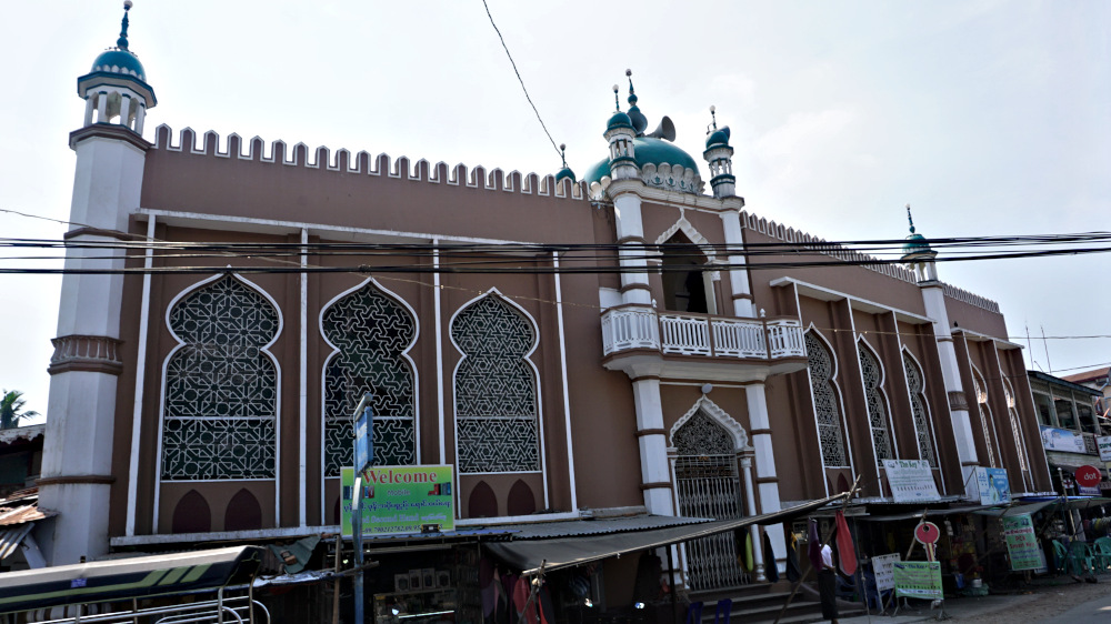 A Mosque in the road corner, Mawlamyine, Myanmar
